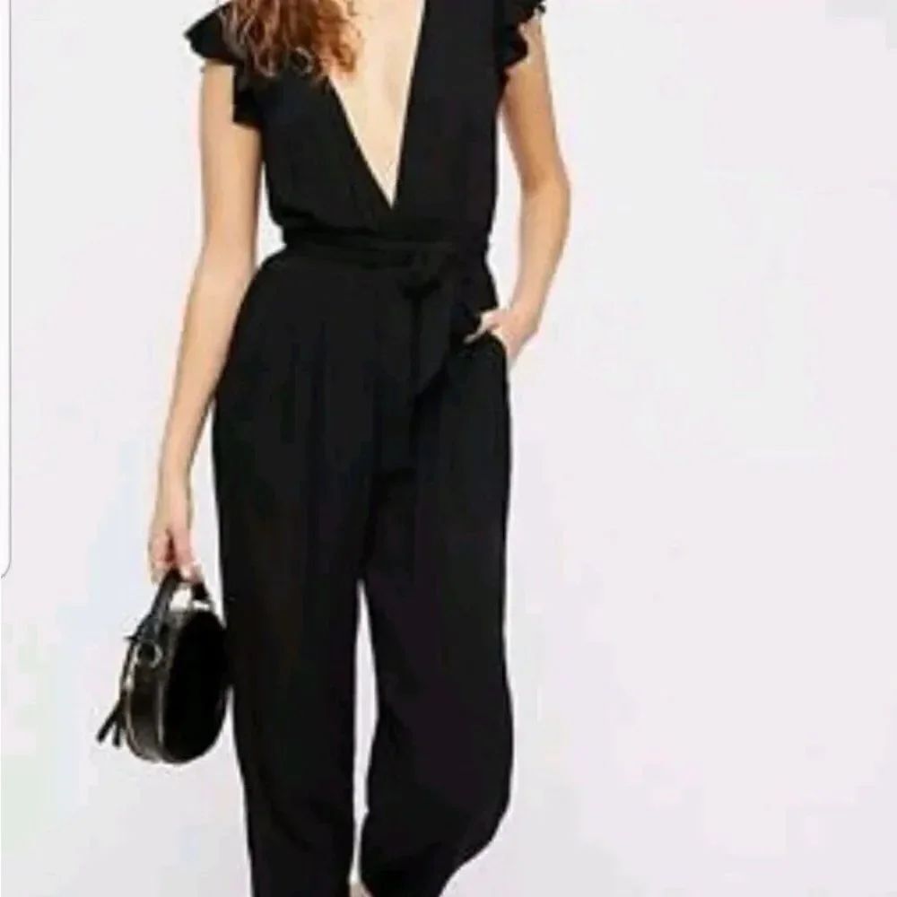 New Free People Womens Black Boho Ruffle Your Feathers Jumpsuit Sleeveless Large